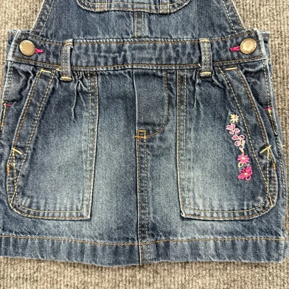 Genuine Kids Oshkosh Baby Girls Denim Overall Dress Size 18 Months Embroidered